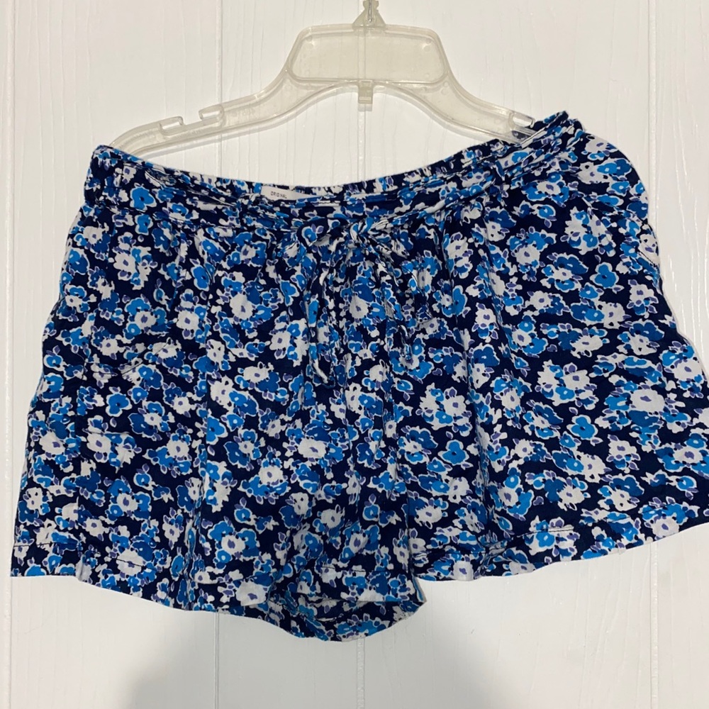 🤍Aeropostale Floral Shorts🤍
